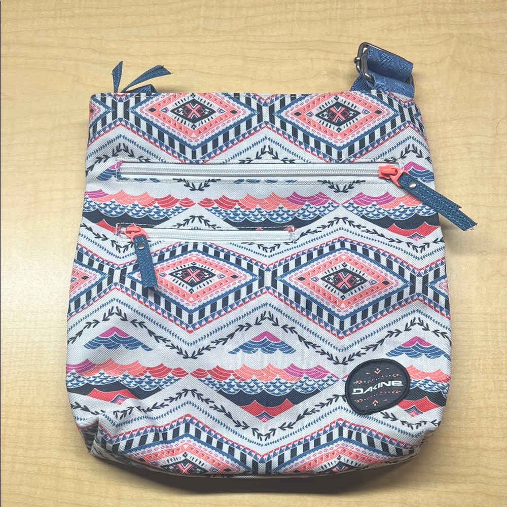 Dakine Women's Geometric Crossbody Bag - Blue and Pink